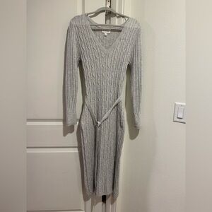 Elegant Gray Long Sleeve Knit Dress